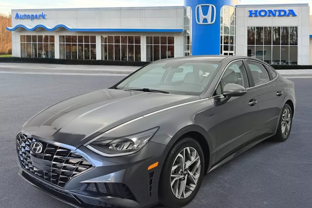 2023 Hyundai Sonata SEL photo 1