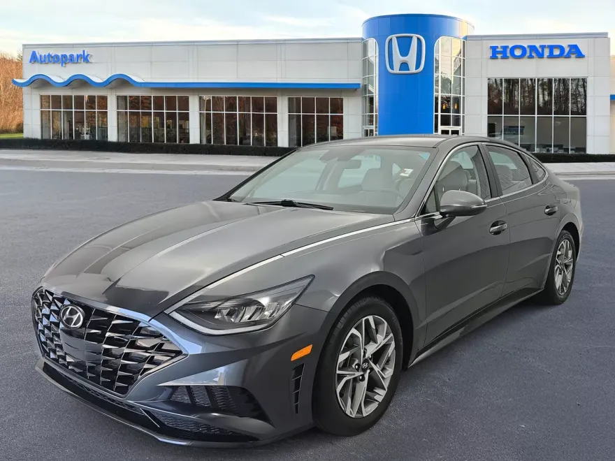 2023 Hyundai Sonata SEL photo 1