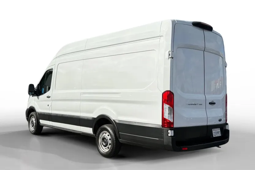 2023 Ford Transit photo 1