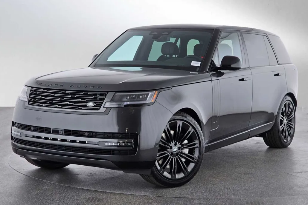 2025 Land Rover Range Rover SE photo 1