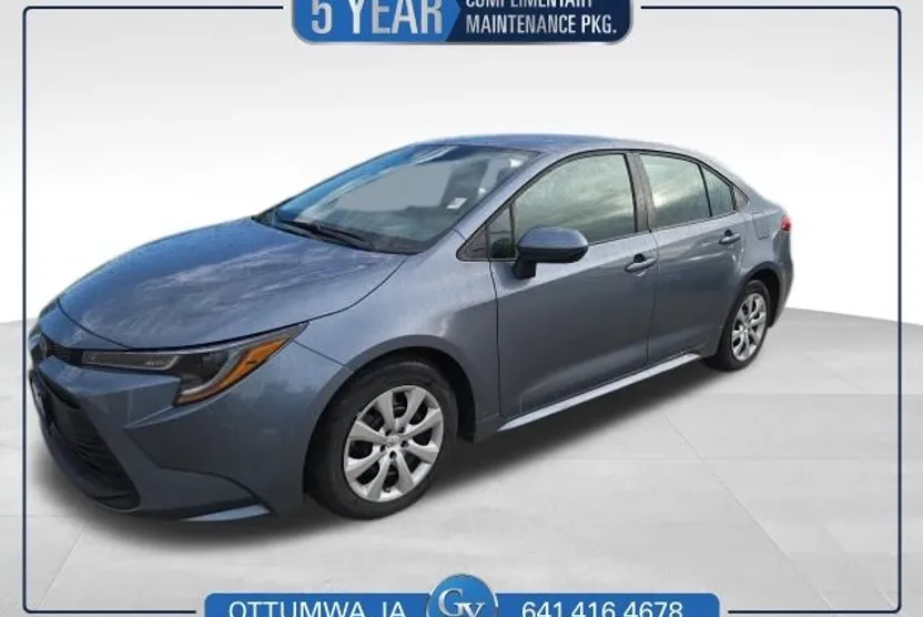 2024 Toyota Corolla LE photo 1