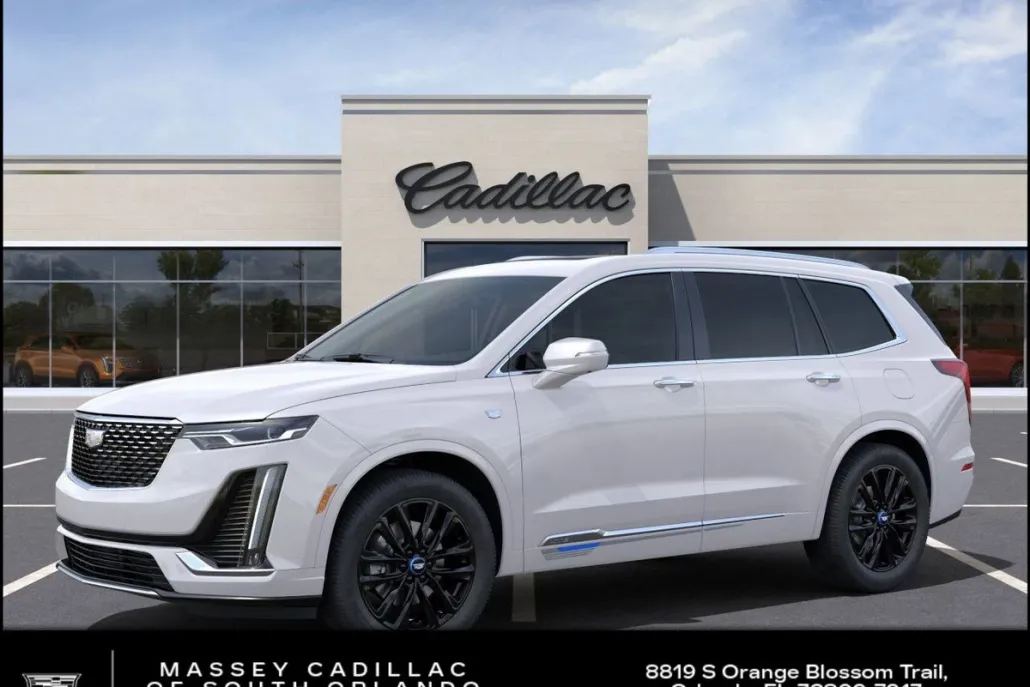 2025 Cadillac XT6 Luxury photo 1