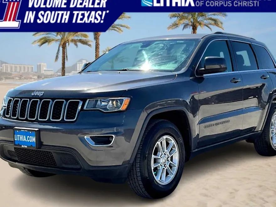 2019 Jeep Grand Cherokee Laredo photo 1