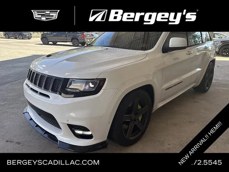 2017 Jeep Grand Cherokee SRT8 photo 1