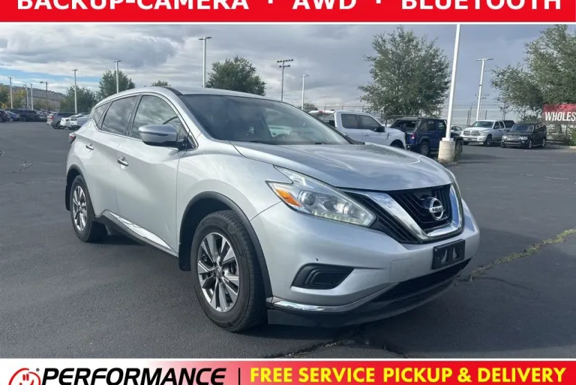 2017 Nissan Murano S photo 1