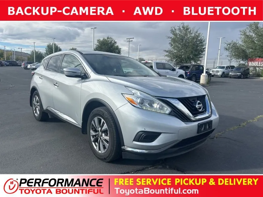 2017 Nissan Murano S photo 1