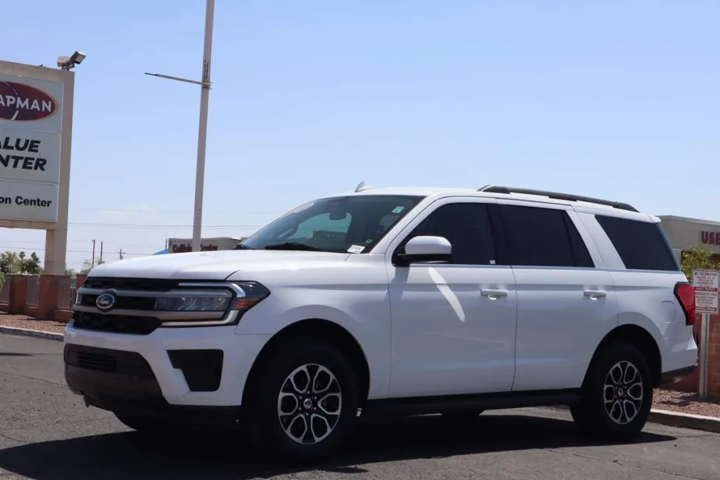 2024 Ford Expedition XLT photo 1