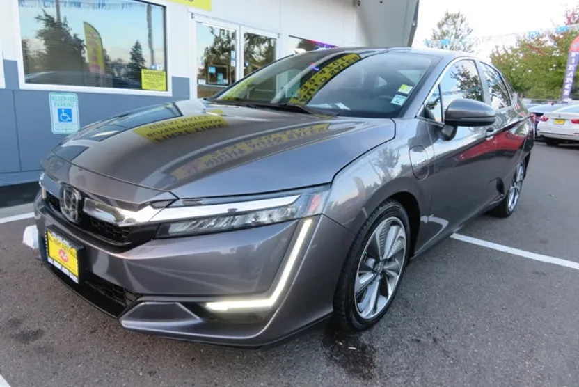 2018 Honda Clarity Plug-In Hybrid photo 1