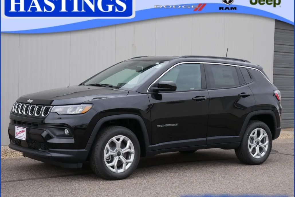 2025 Jeep Compass Latitude photo 1