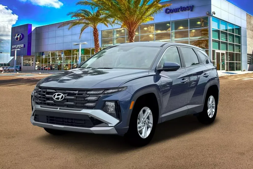 2026 Hyundai Tucson SE photo 1