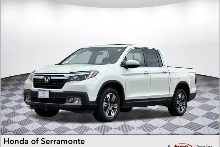 2018 Honda Ridgeline RTL-E photo 1