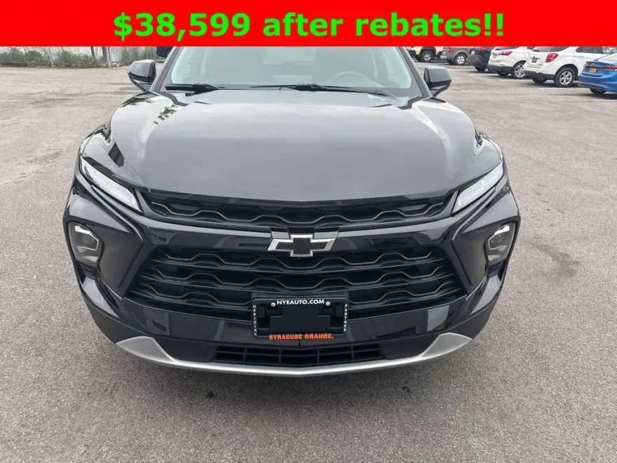 2025 Chevrolet Blazer 2LT photo 1