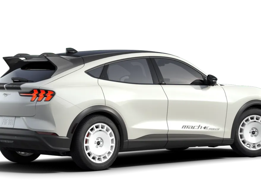 2025 Ford Mustang Mach-E GT photo 1