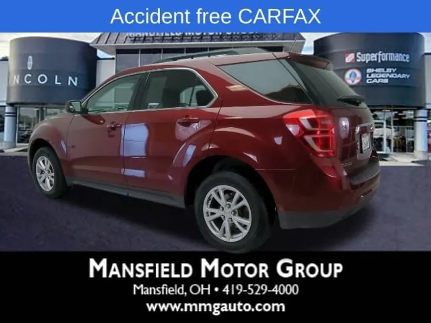 2017 Chevrolet Equinox LT photo 1