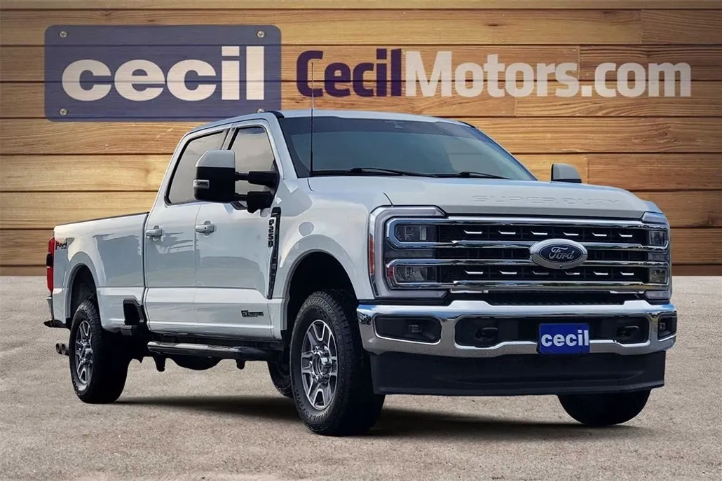 2023 Ford F-250 Lariat photo 1