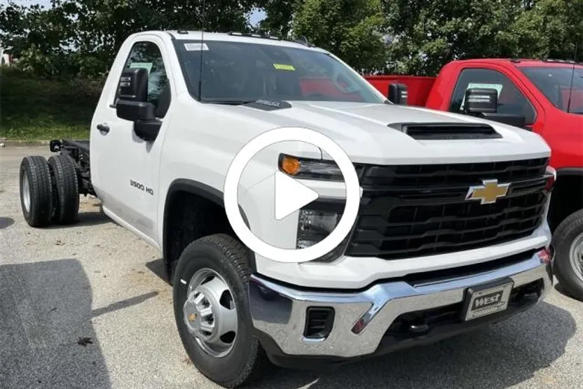 2024 Chevrolet Silverado 3500HD Work Truck photo 1