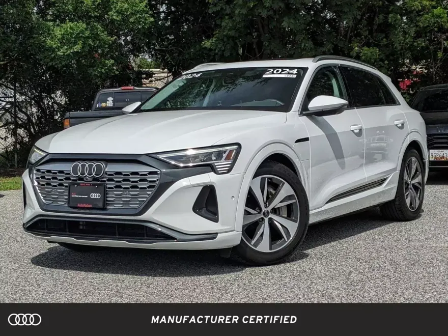 2024 Audi Q8 E-tron Premium Plus photo 1