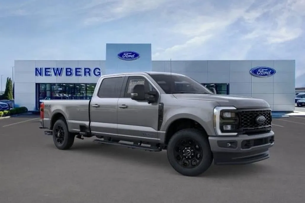 2026 Ford F-350 XLT photo 1