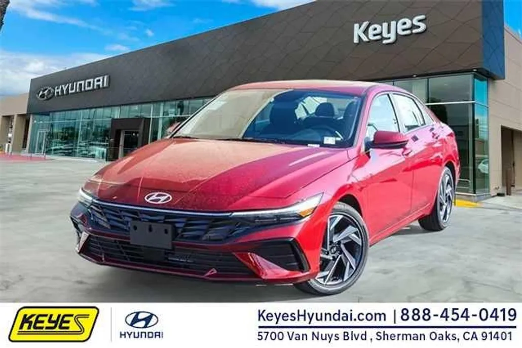 2025 Hyundai Elantra SEL Convenience photo 1
