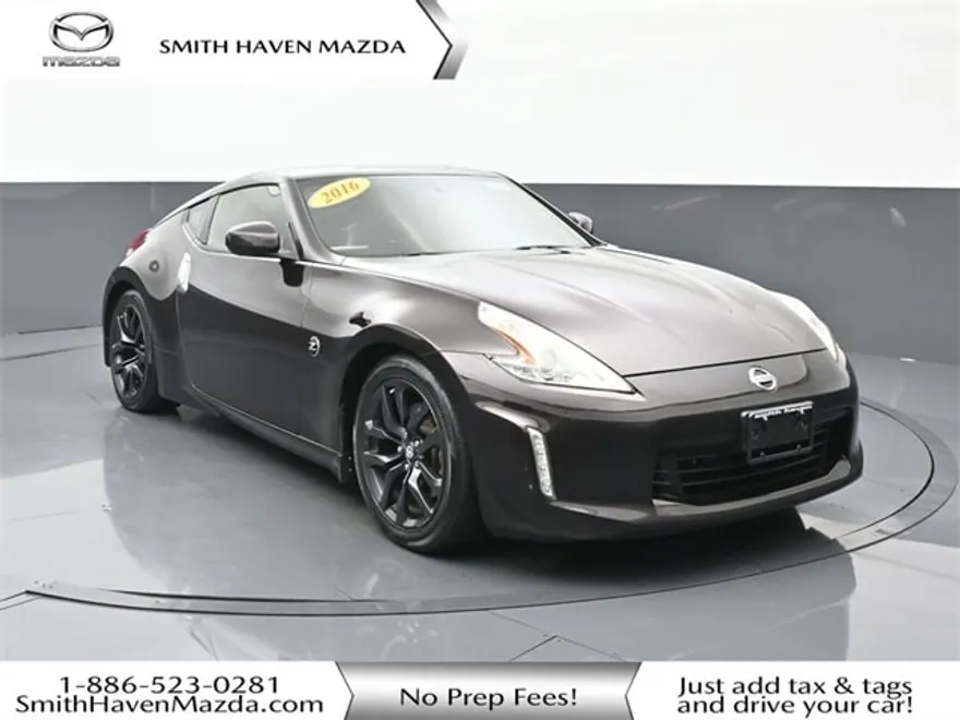 2016 Nissan 370Z Base photo 1