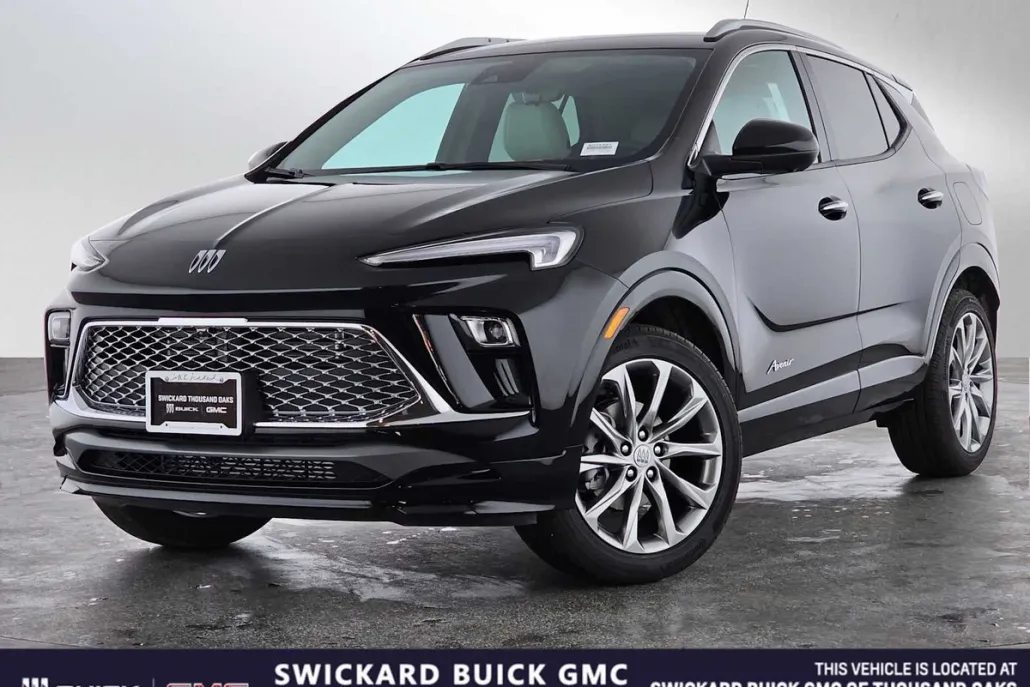 2025 Buick Encore GX Avenir photo 1