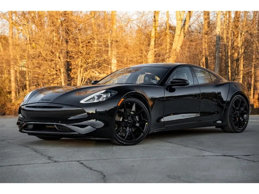 2025 Karma Revero Luxury photo 1