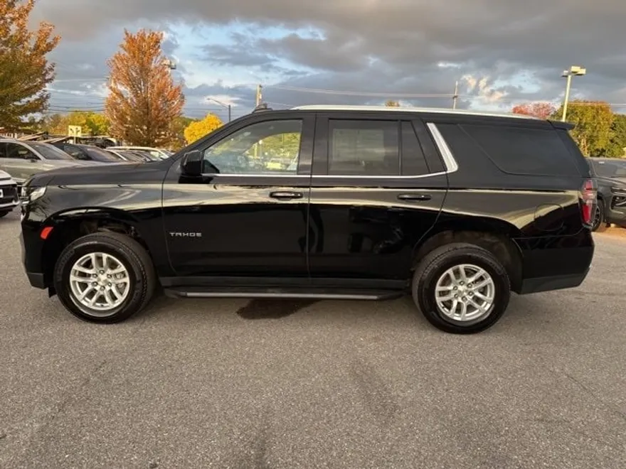 2023 Chevrolet Tahoe LS photo 1