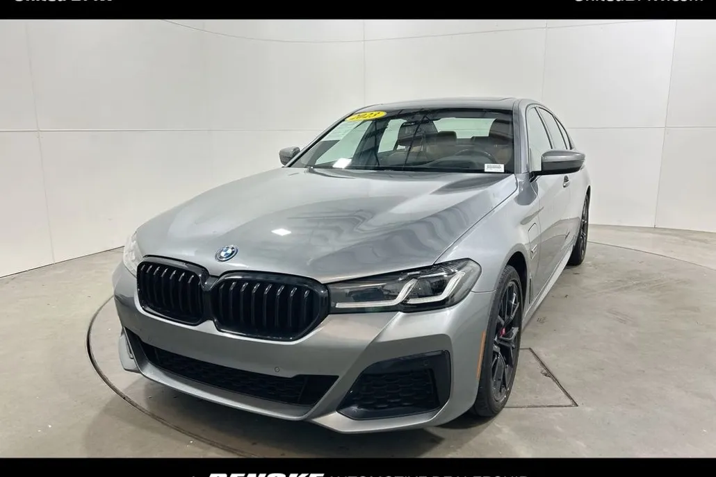 2023 Bmw 530e 5-Series photo 1