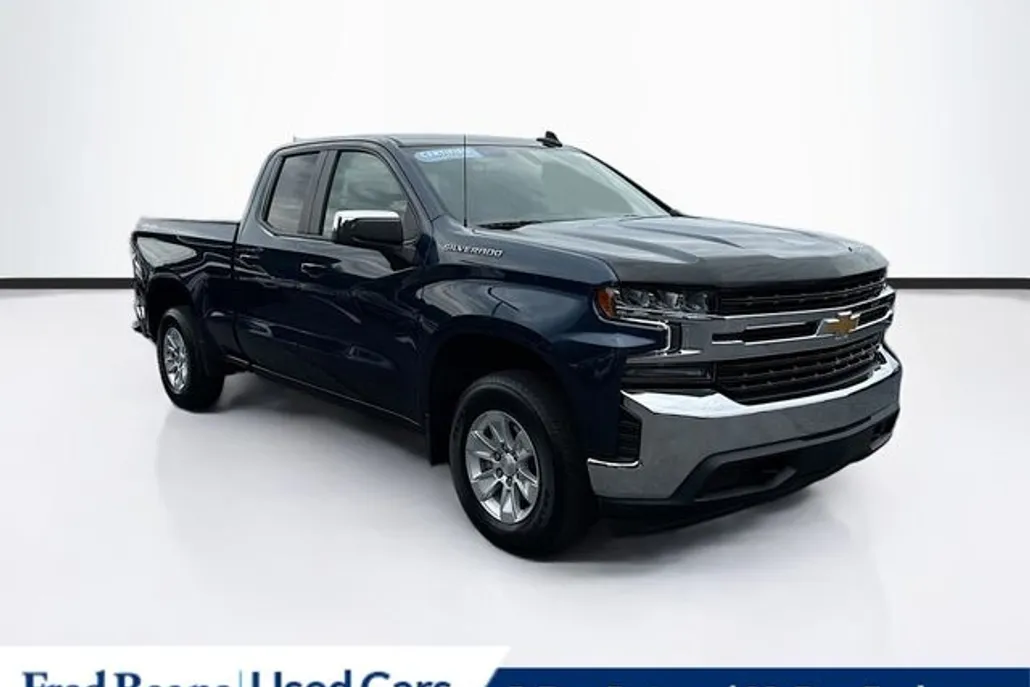2022 Chevrolet Silverado 1500 LT photo 1