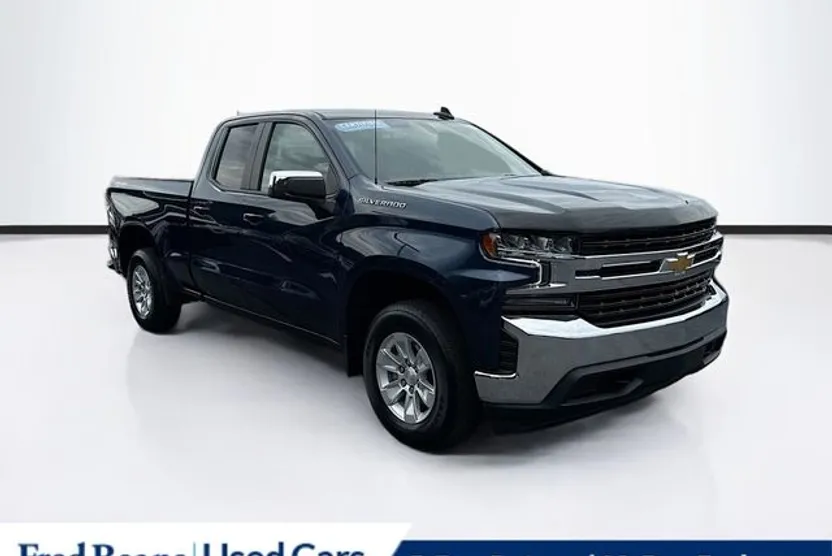 2022 Chevrolet Silverado 1500 LT photo 1