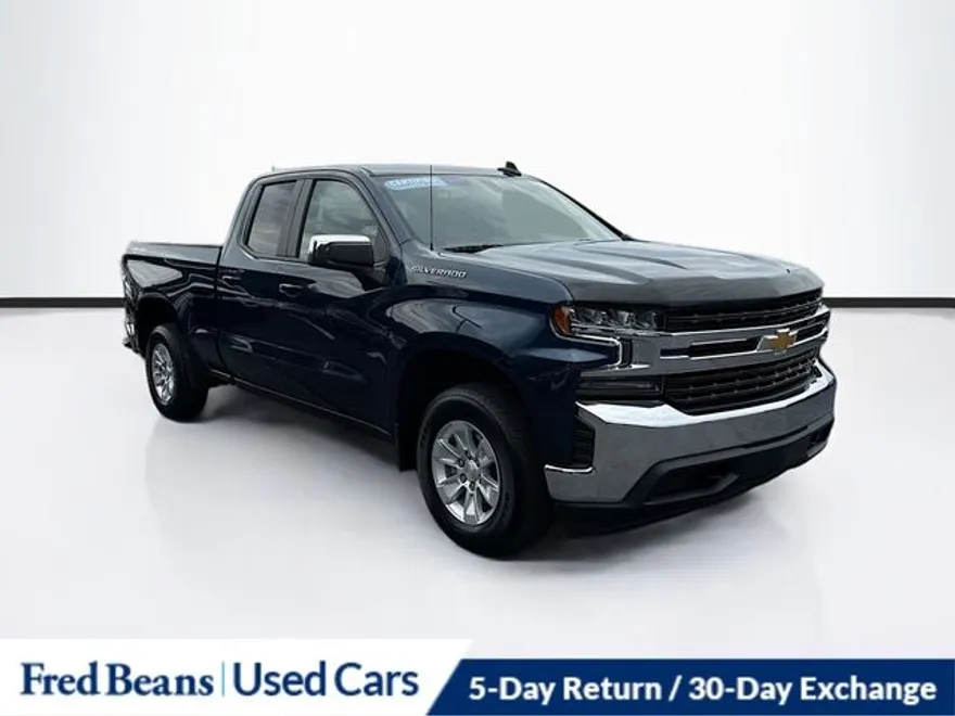 2022 Chevrolet Silverado 1500 LT photo 1