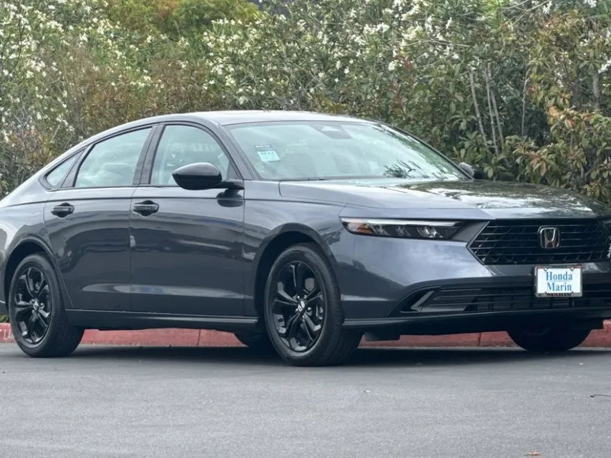 2025 Honda Accord 1.5T SE photo 1