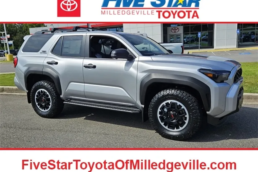 2025 Toyota 4Runner TRD Off-Road Premium photo 1