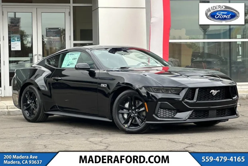 2025 Ford Mustang GT photo 1