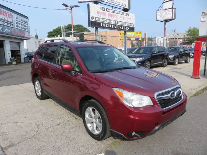 2014 Subaru Forester 2.5i Limited photo 1