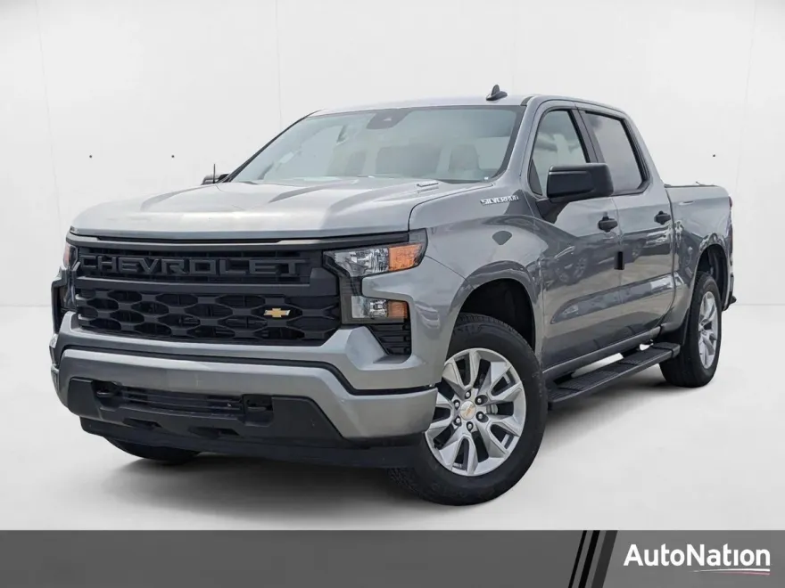 2025 Chevrolet Silverado 1500 Custom photo 1