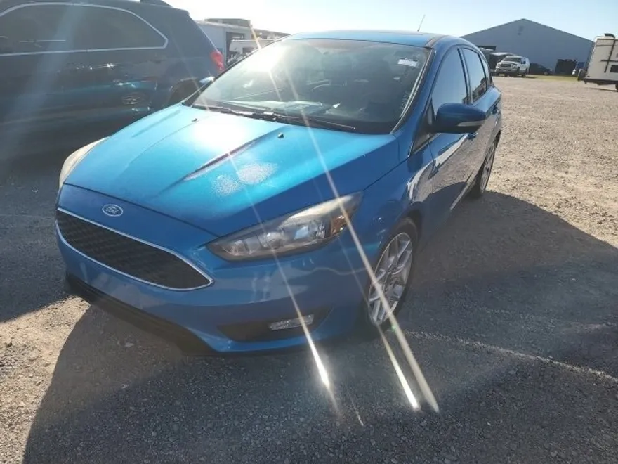 2015 Ford Focus SE photo 1