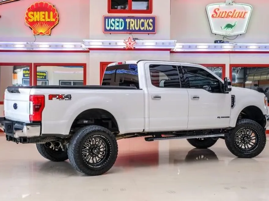 2018 Ford F-250 Lariat photo 1