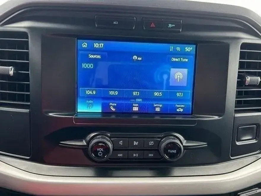2023 Ford F-150 XLT photo 17