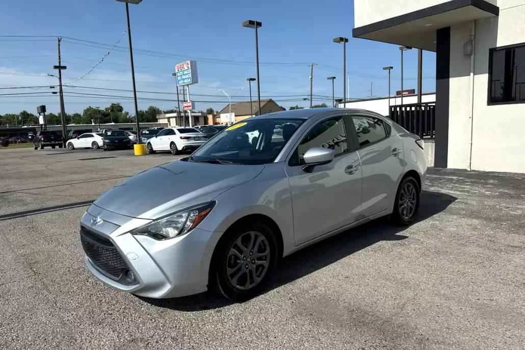2019 Toyota Yaris iA photo 1