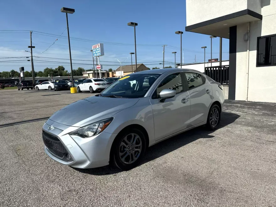 2019 Toyota Yaris iA photo 1