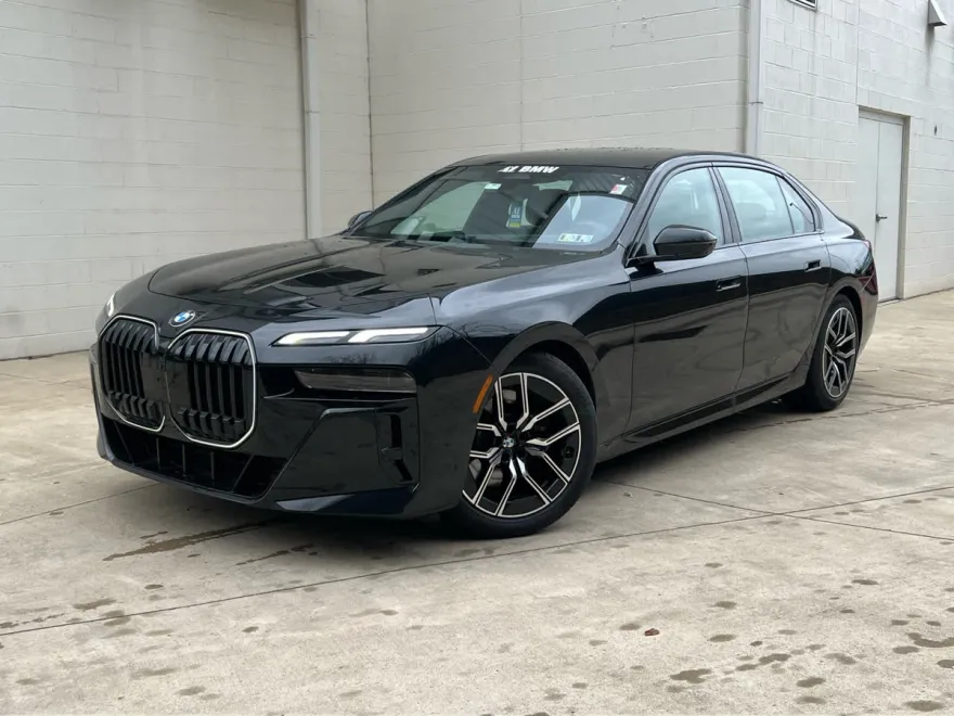 2025 Bmw 740i xDrive photo 1