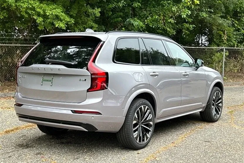 2026 Volvo XC90 photo 1