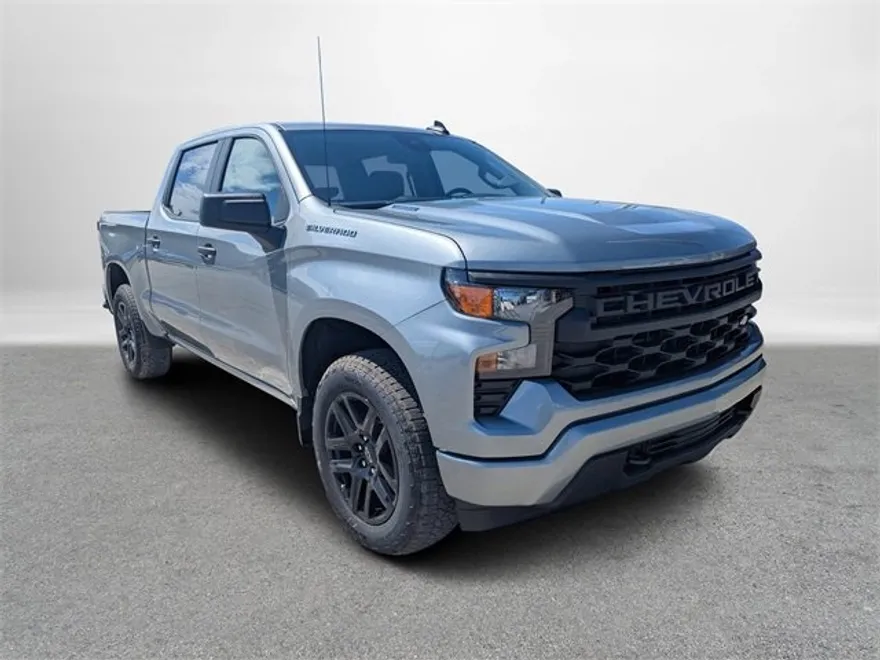 2026 Chevrolet Silverado 1500 Custom photo 1