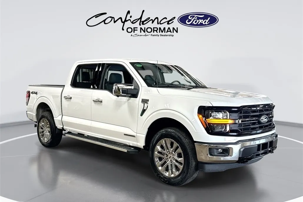 2025 Ford F-150 XLT photo 1