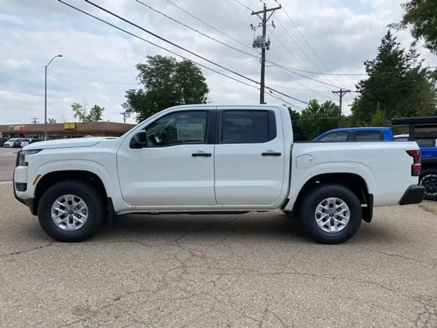 2025 Nissan Frontier S photo 1