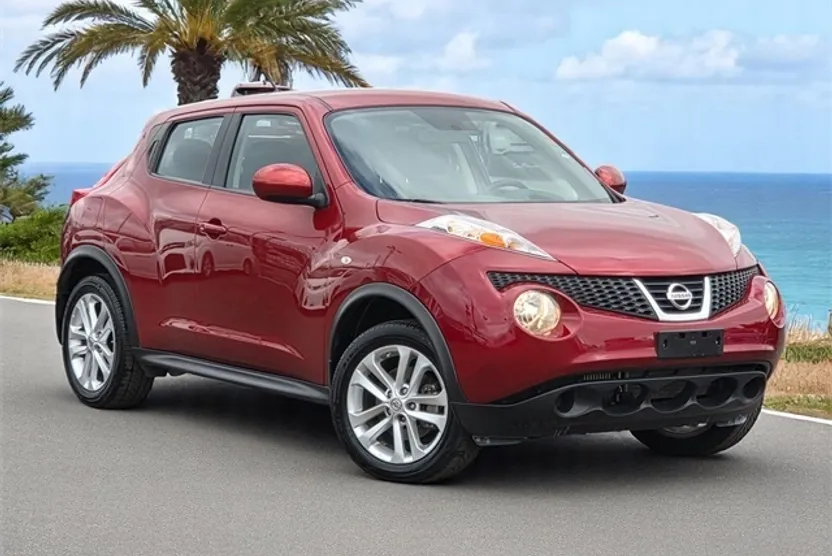 2012 Nissan Juke S photo 1