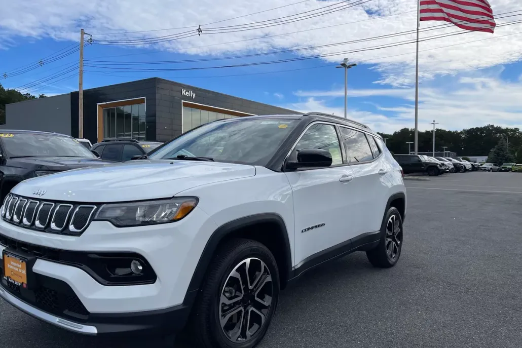 2022 Jeep Compass Limited photo 1