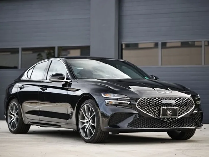 2025 Genesis G70 2.5T photo 1
