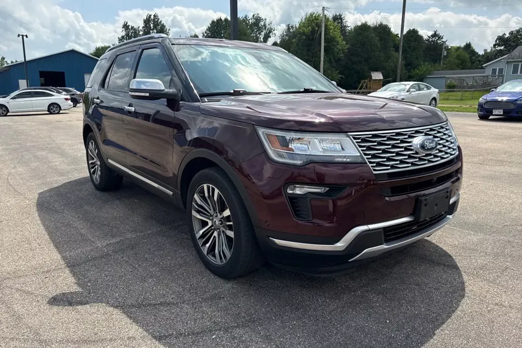 2018 Ford Explorer Platinum photo 1